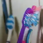 Com que frequência deve mudar a sua escova de dentes para evitar prejudicar o seu coração: a ligação que está a ser mantida em segredo com-que-frequencia-deve-mudar-a-sua-escova-de-dentes.jpg